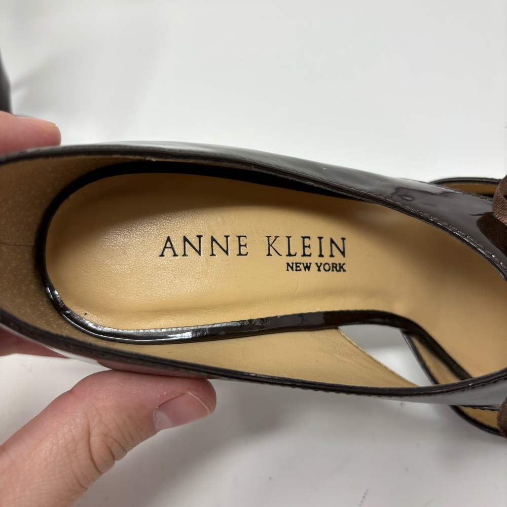 Anne Klein Brown Patent Leather Lace Up Heels Vintage Size 6 - Picture 7 of 9